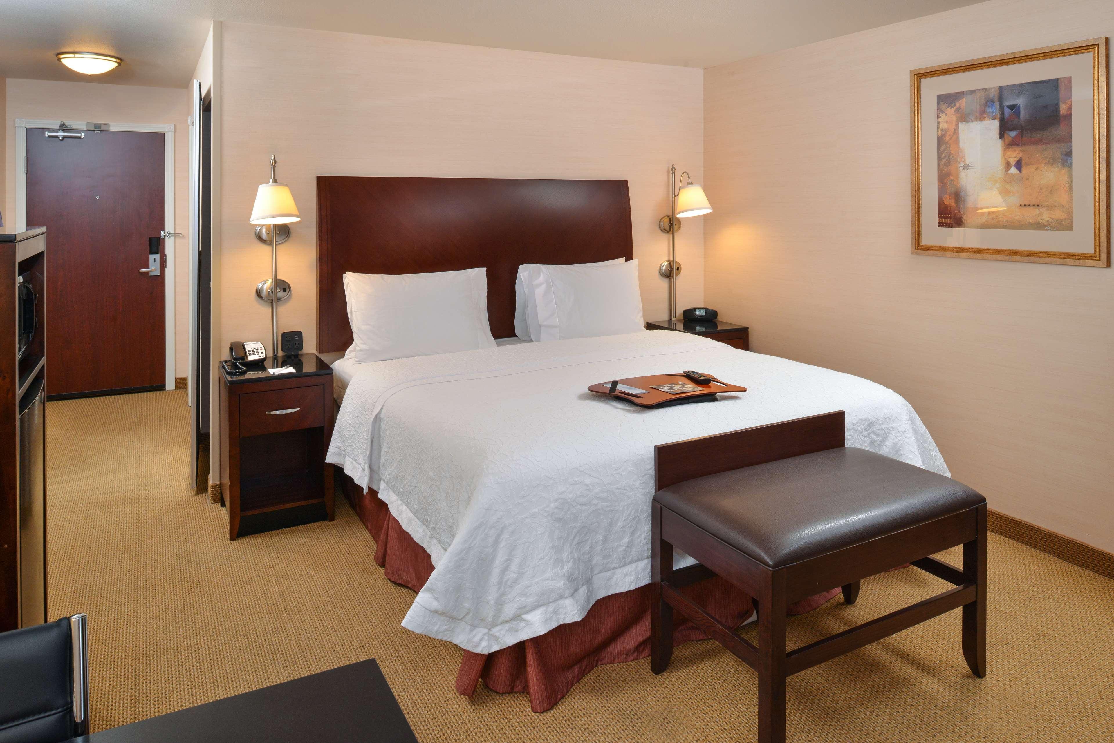 Hampton Inn & Suites Tacoma Buitenkant foto