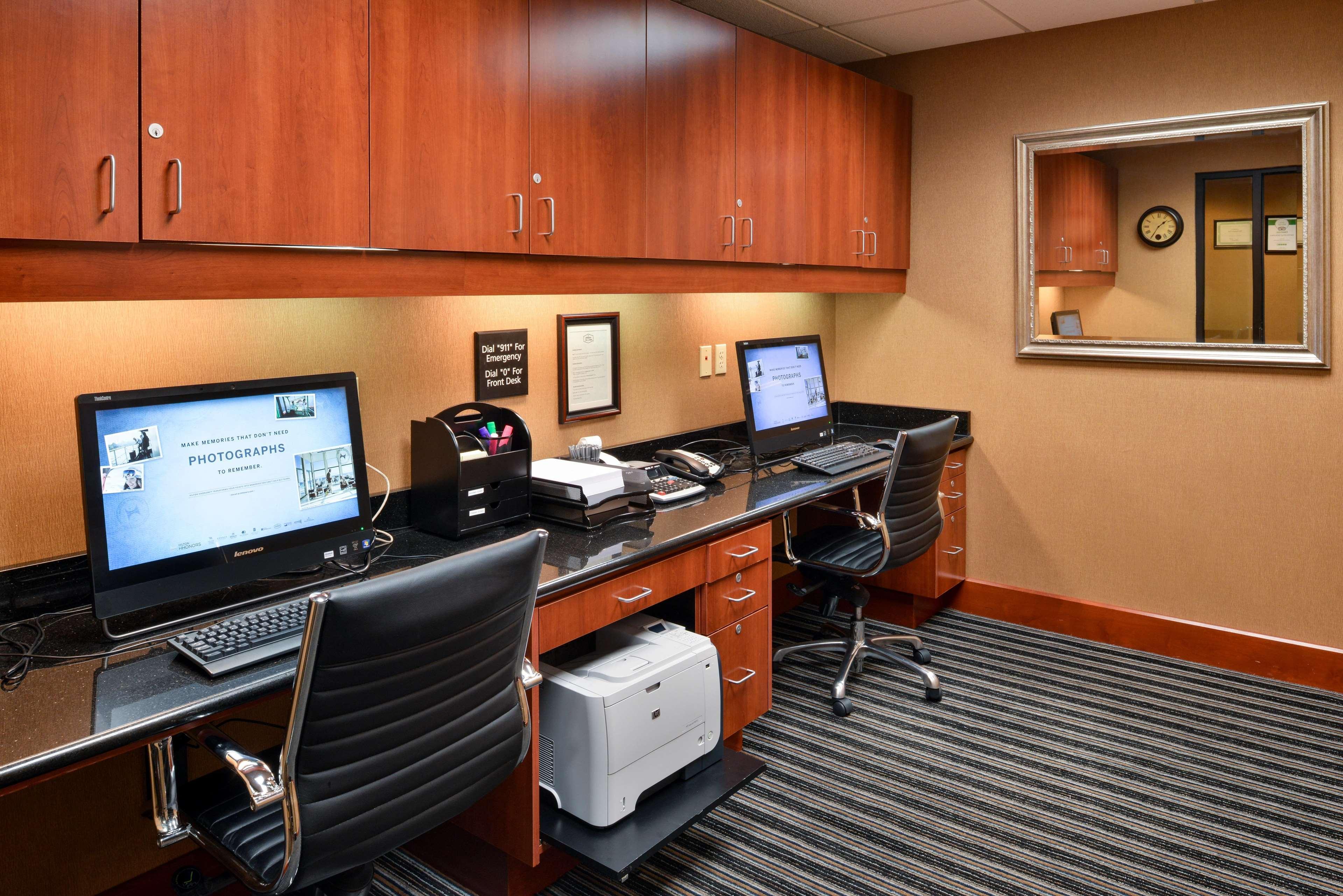 Hampton Inn & Suites Tacoma Buitenkant foto