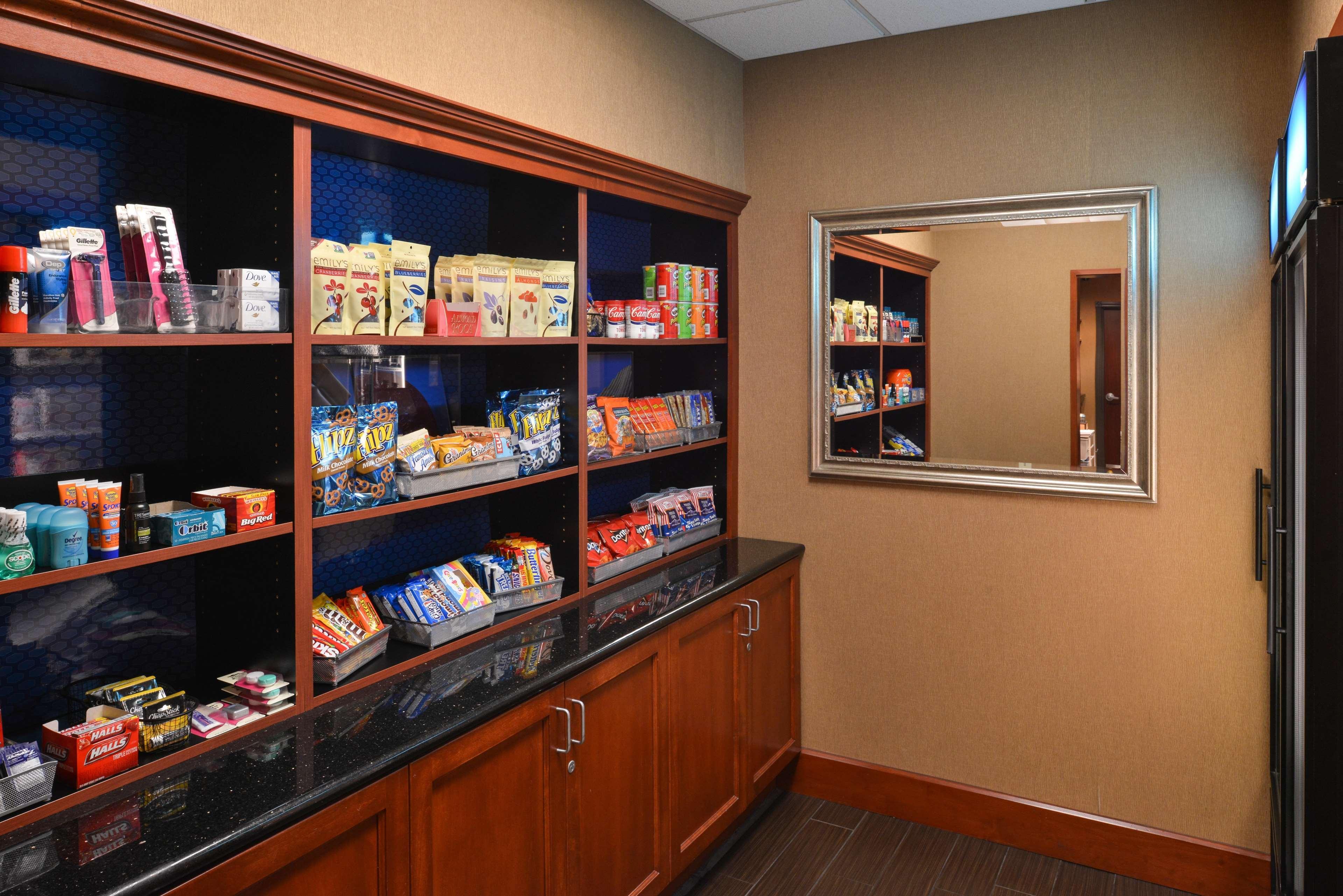 Hampton Inn & Suites Tacoma Buitenkant foto