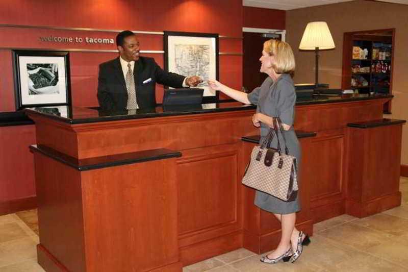 Hampton Inn & Suites Tacoma Buitenkant foto